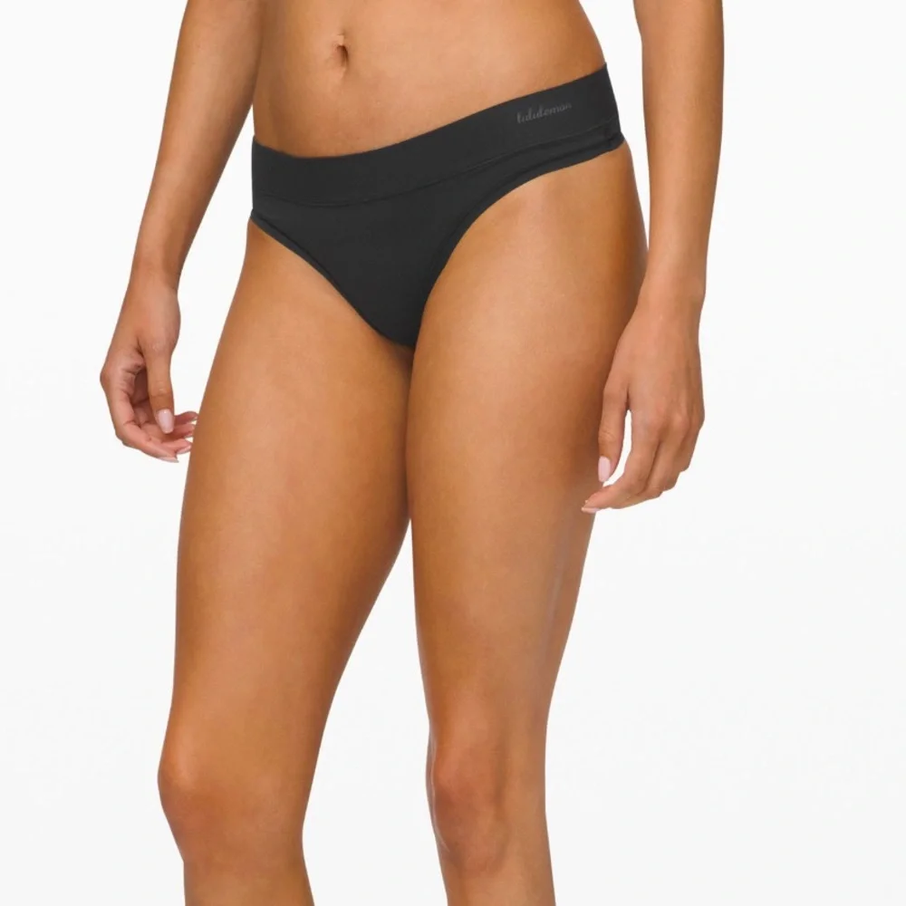 Lululemon Soft Breathable Thong NWT Black (Size XL) Unopened
